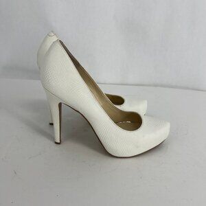 Jessica Simpson Parisah White Snakeskin Platform Pump